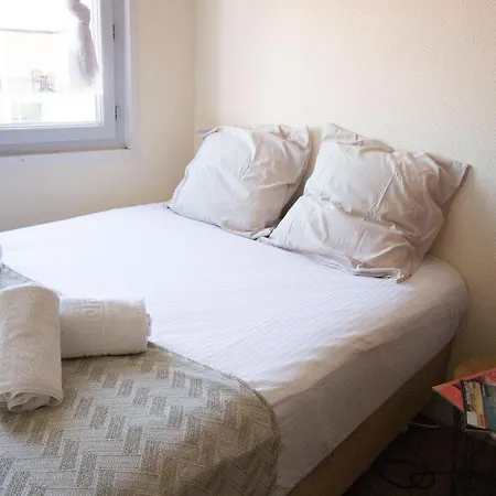 Apartment Spacieux T4 En Centre Ville *